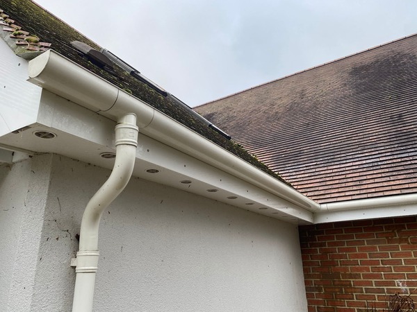Residential gutter cleaning experts in Kempston, Bedfordshire